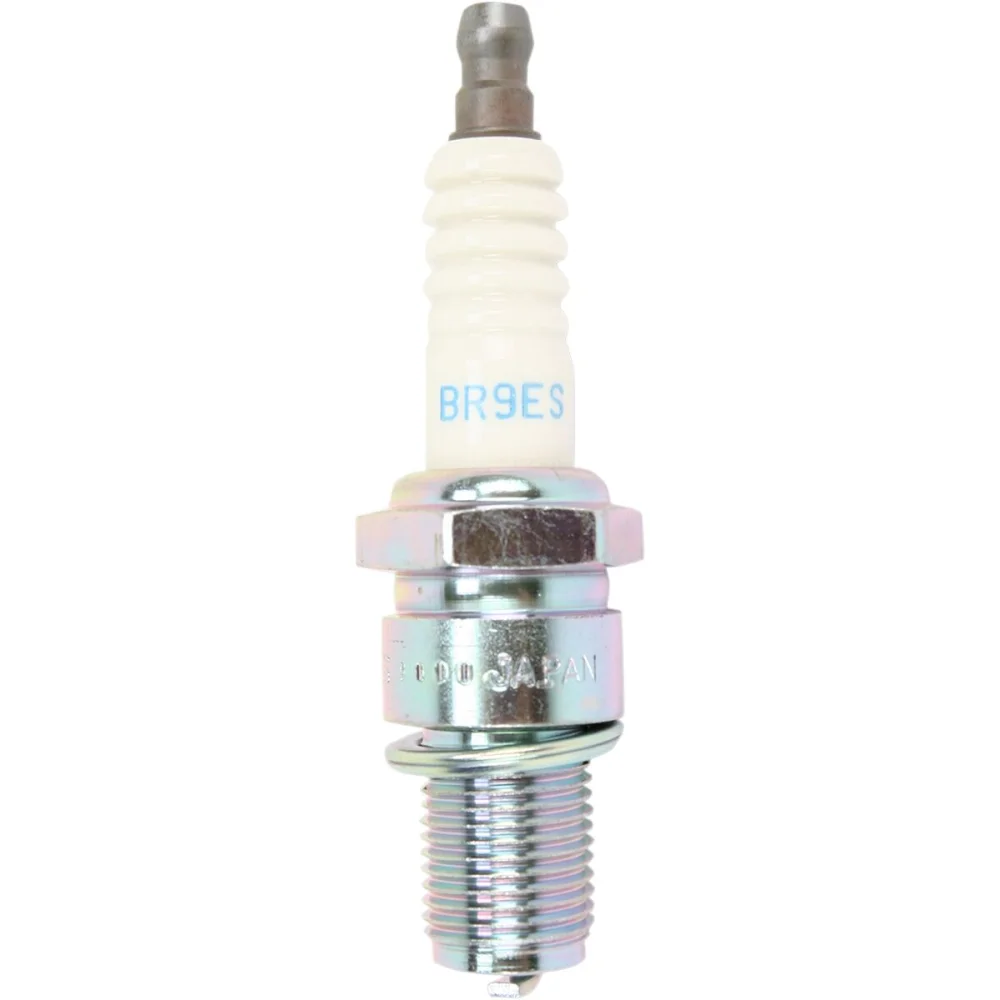 candela-ngk-spark-plugs-3194